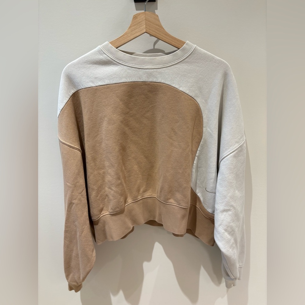 NIKE | dual colour cropped oversized crew size small